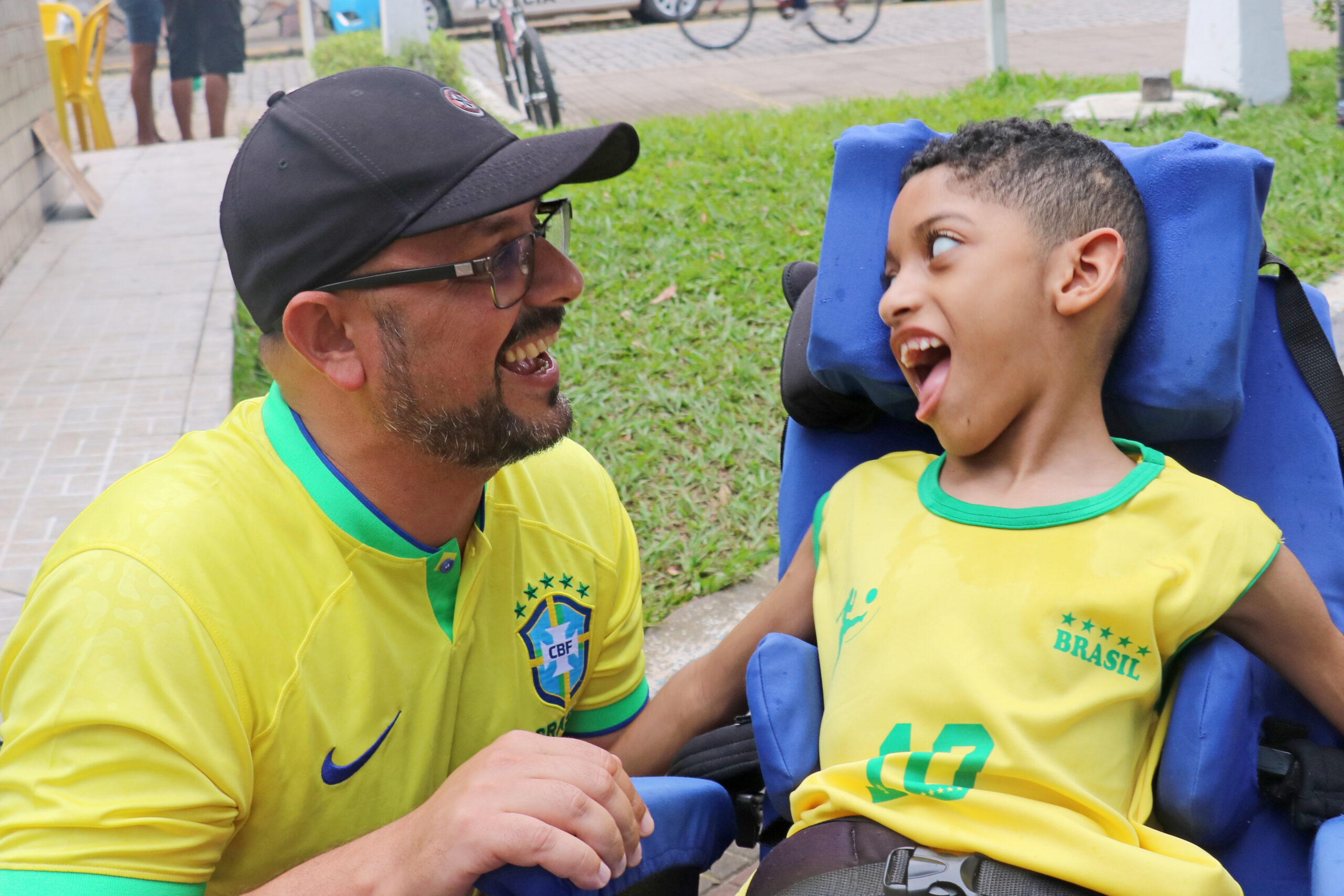 QUATIS TERÁ TRANSMISSÃO AO VIVO DO JOGO DO BRASIL E SHOW AO VIVO