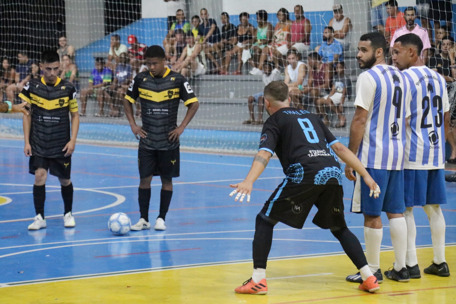 Domingo animado reúne 15 equipes no Torneio Comerciário de Futsal; Confira  os resultados e os jogos do dia 9/9